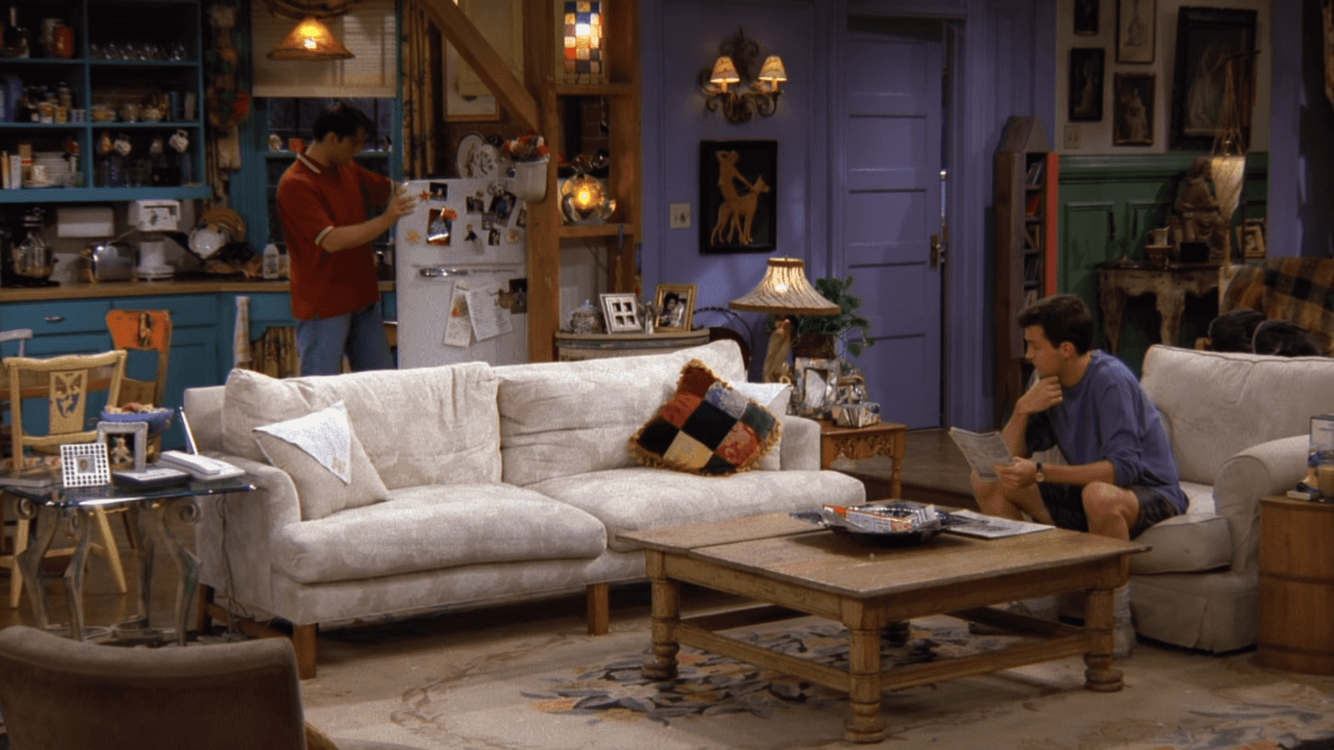 The Friends living room has more than 4 coffee tables that don't match.